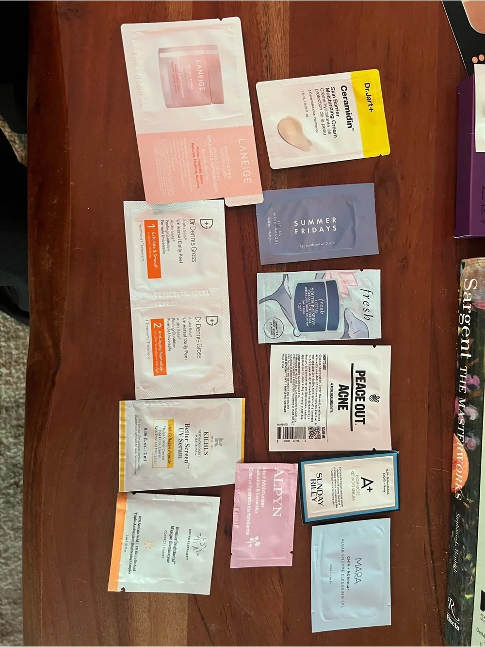 Assorted Women’s Skincare Sample Kit 24 Samples